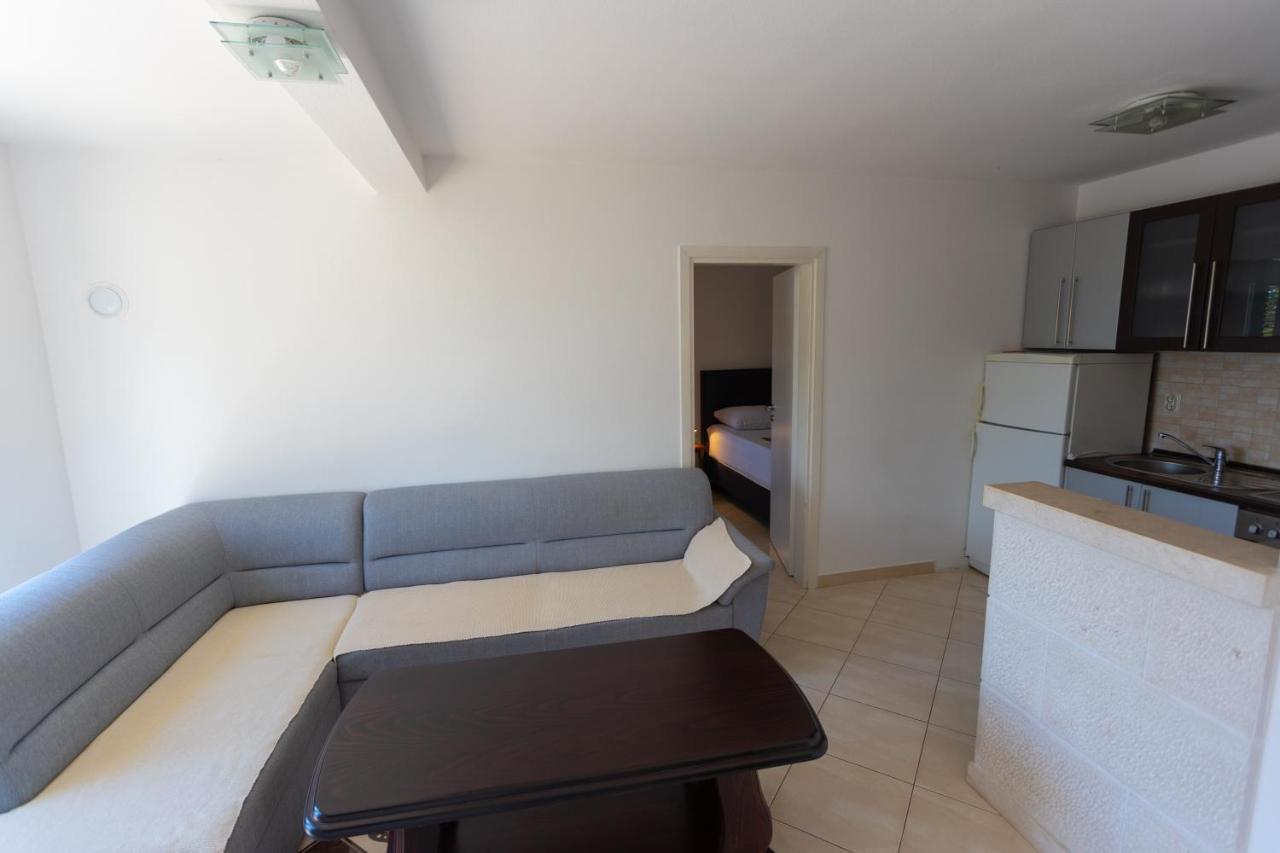 Melissa Apartment *